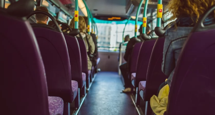 Gdzie skontrolować autobus w Suchej Beskidzkiej?
