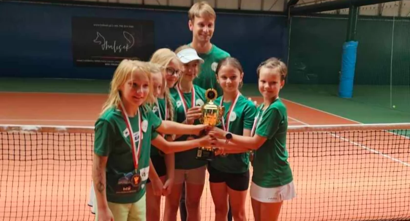 Kolejny medal mistrzostw Polski w tenisie ziemnym dla Katarzyny Listwan i Julii Stec