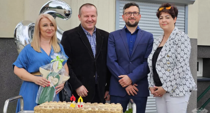 Jubileusz 20-lecia Warsztatu Terapii Zajęciowej w Zembrzycach: Karuzela Twórczości