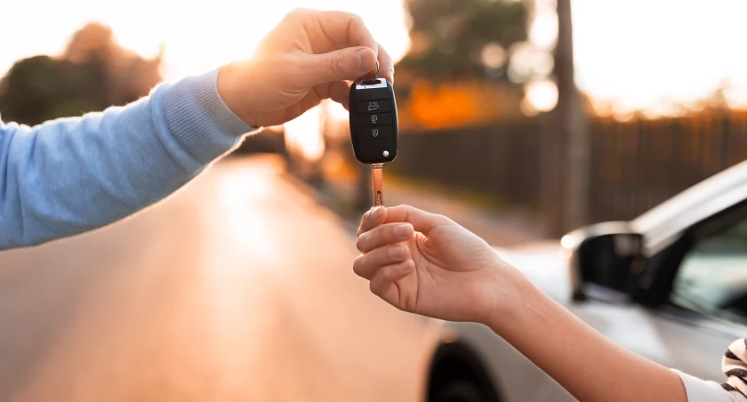 Dlaczego warto wynająć auto dostawcze?