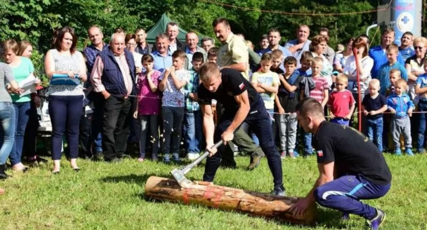 Święto Drzewa w Sidzinie – Niezapomniane wydarzenie na lato!