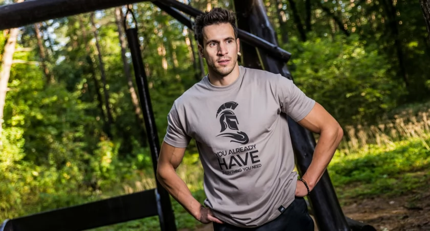 T-shirty sportowe, czyli moda i funkcjonalność