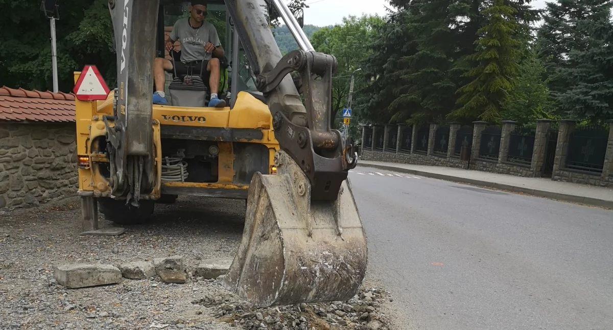 Modernizacja parkingu przy kościele w Sidzinie 