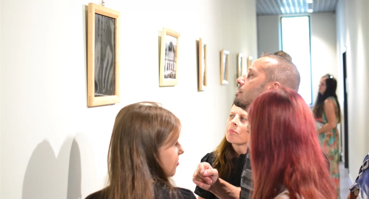 To trzeba zobaczyć! ,,Świeże spojrzenie’’ na fotografię suskich uczniów