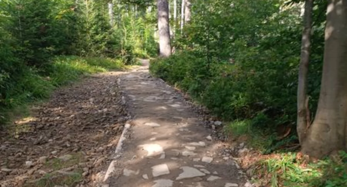 Fragment szlaku czerwonego ponownie otwarty