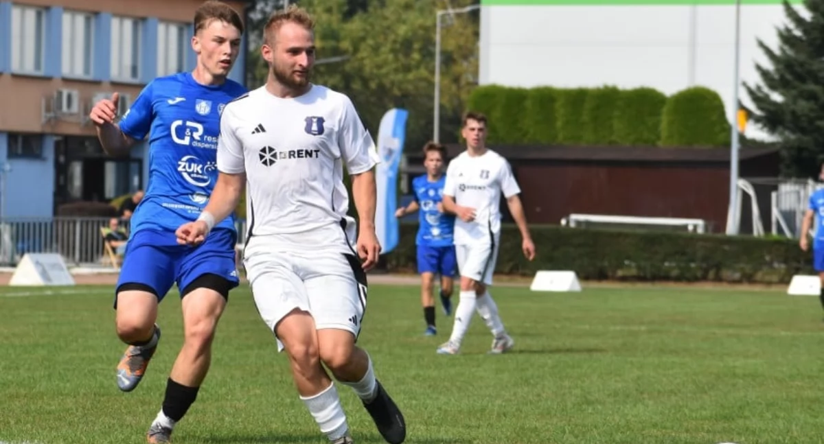 V-LIGA ZACHODNIA: Tempo odczarowuje obce stadiony i zdobywa cztery gole w Oświęcimiu