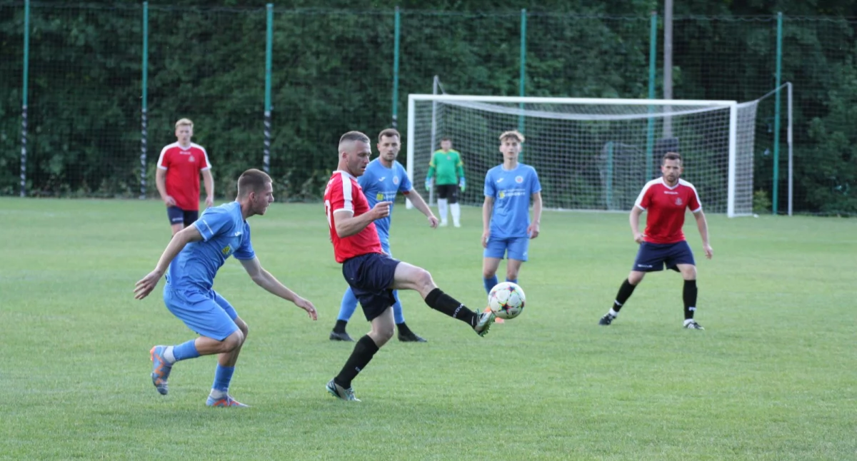 OKRĘGÓWKA: Gabriel Janiczak rozstrzyga derby z Babią Górą na korzyść Żurawia Krzeszów