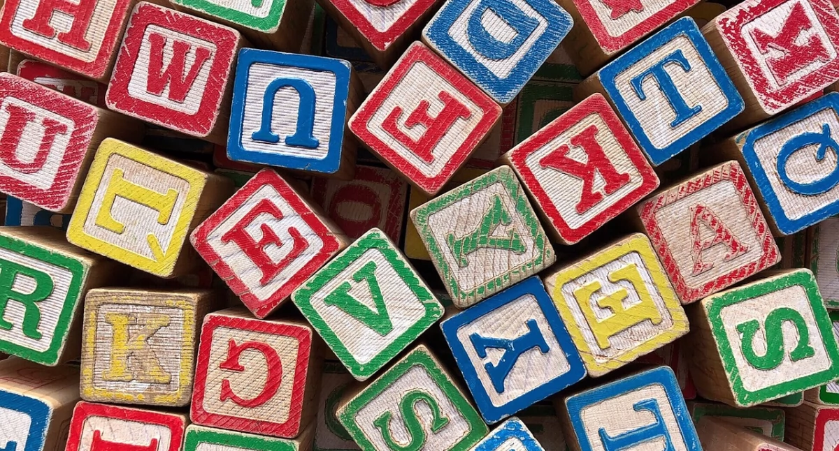 Zabawy integracyjne dla dzieci – jak wspierać rozwój społeczny i emocjonalny najmłodszych