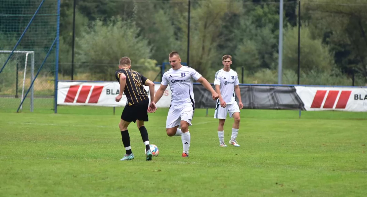 V-LIGA ZACHODNIA: Lider przyjechał do Białki, lider został w Białce
