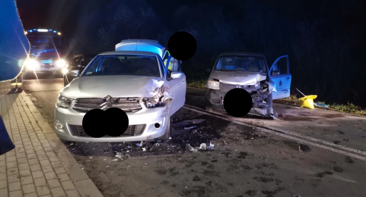 Kolizja z udziałem czterech samochodów w Zembrzycach