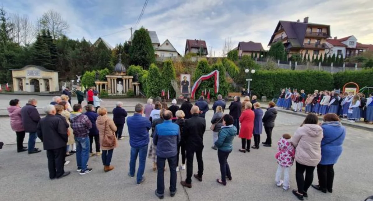 Uroczystości upamiętniające 40. rocznicę męczeńskiej śmierci bł. ks. Jerzego Popiełuszki w Skawicy