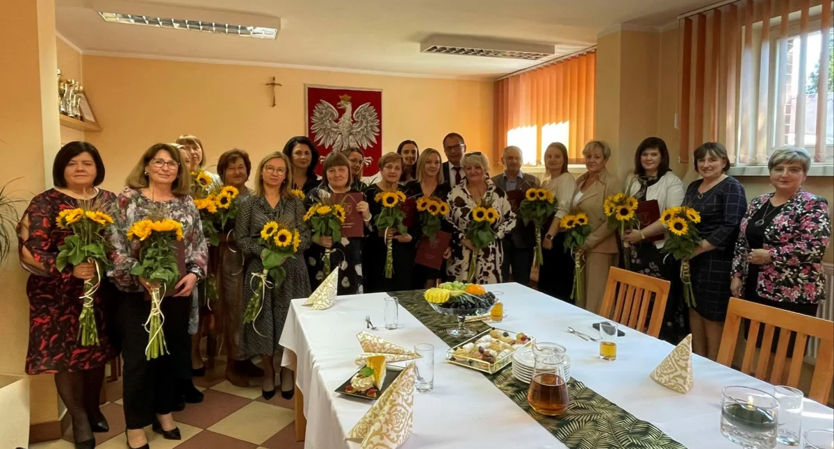 Nagrody Wójta dla Dyrektorów i Nauczycieli z Gminy Budzów