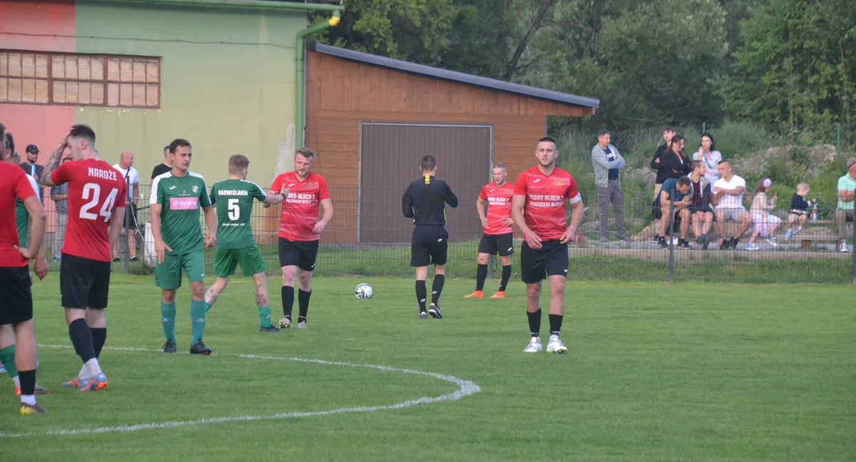 OKRĘGÓWKA: Żuraw zwycięski w Roczynach. Najlepszy mecz Naroża, Marcin Koper bohaterem ostatniej akcji. BCS Zawoja za szybko uwierzył w swoją wielkość
