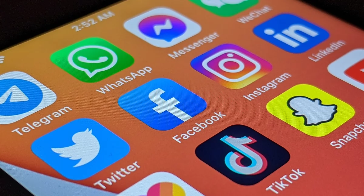 Najczęstsze błędy popełniane przez firmy w social media i jak ich unikać