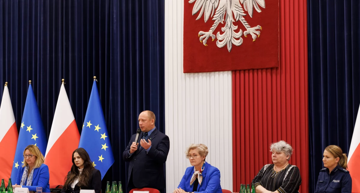 Wspieraj dzieciństwo bez przemocy- Komunikat Wojewody Małopolskiego