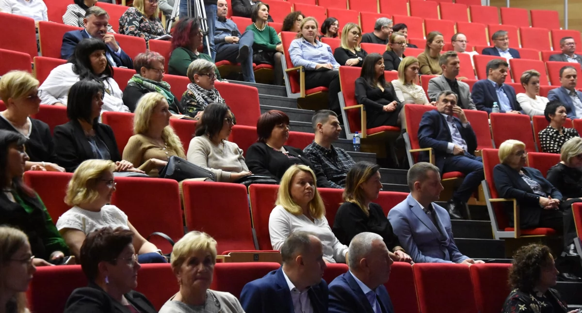 O bonie senioralnym. Regionalne konsultacje społeczne w Małopolsce