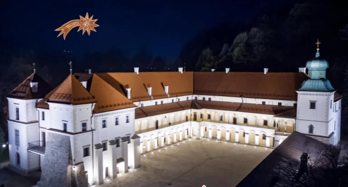 Jarmark Bożonarodzeniowy w urokliwej scenerii Suskiego Zamku
