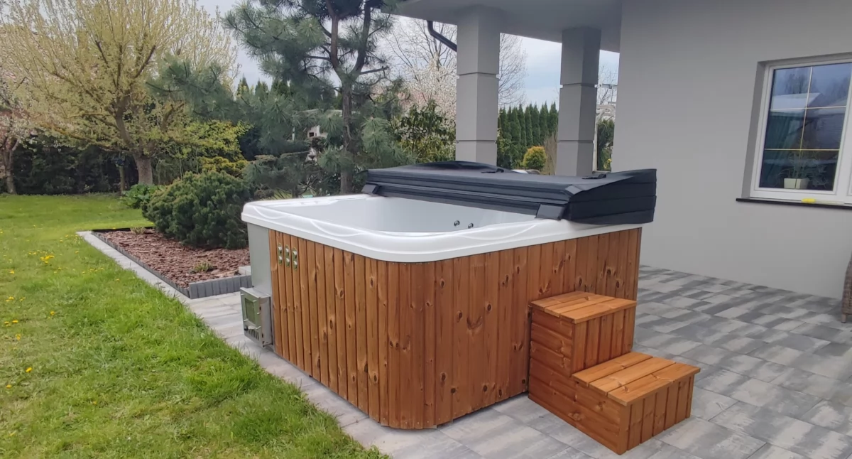 Balia ogrodowa lub jacuzzi do ogrodu w 2025 roku – Twoja inwestycja w zdrowie