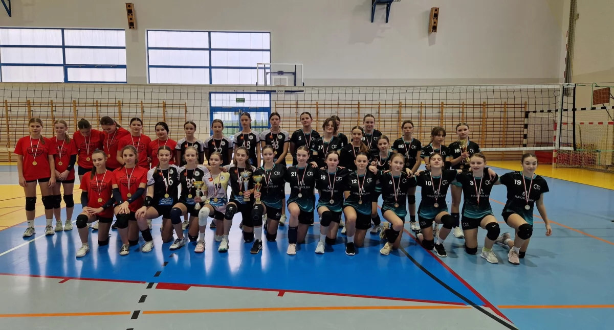 Siatkarki z BCS Zawoja i Akademii Mistrza DP Stryszawa zakończyły ligowe rozgrywki