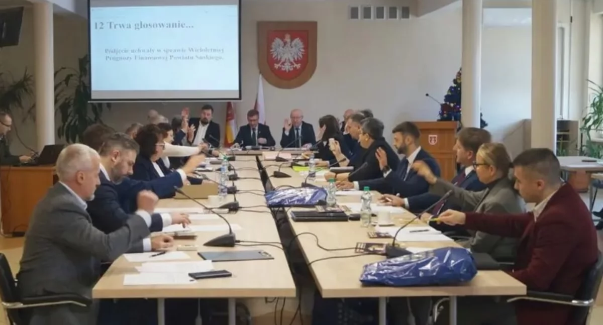 Budżet Powiatu Suskiego na rok 2025 uchwalony! Co w nim zaplanowano?