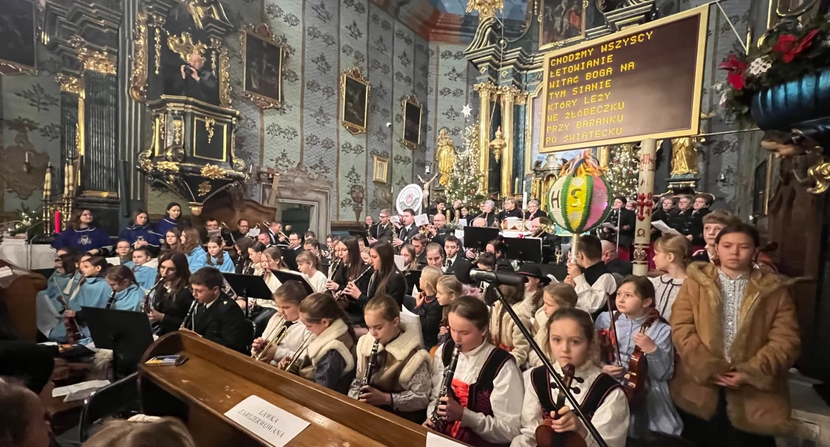 „Łętowskie Kolędowanie” – Muzyczna Tradycja Łętowni