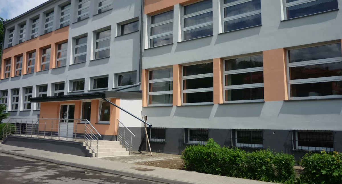 Miesięcznik „Perspektywy” ponownie ocenił licea i technika 