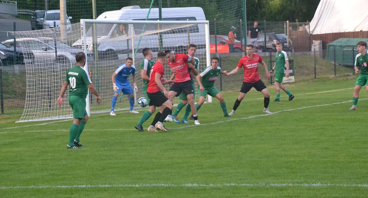 Naroże się wzmacnia i zaprasza na test-mecz do Lachowic