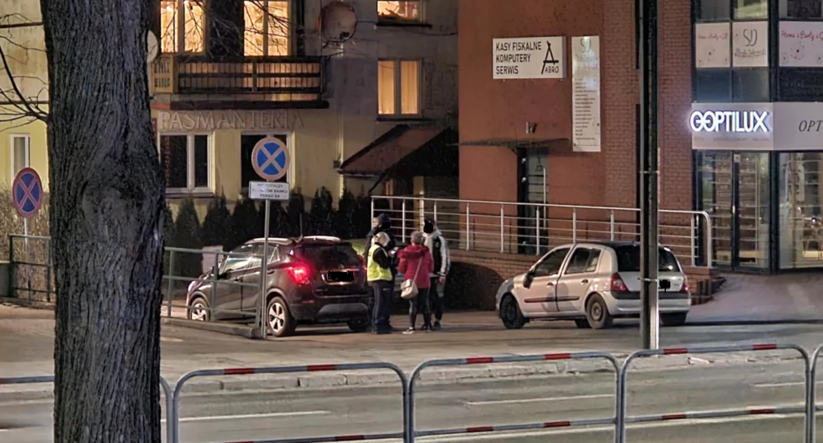 Kolizja drogowa w Suchej Beskidzkiej – sprawca ukarany mandatem