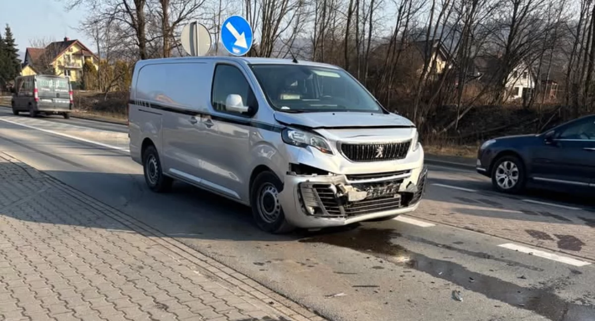 Zderzenie samochodów w Budzowie (Aktualiacja)