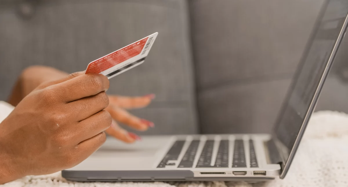 Karta kredytowa online – czy to możliwe?