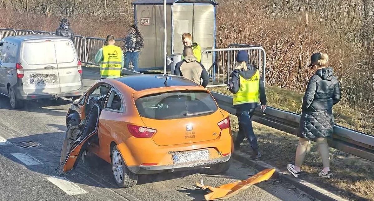 Kraksa przy przystanku kolejowym w Zembrzycach 