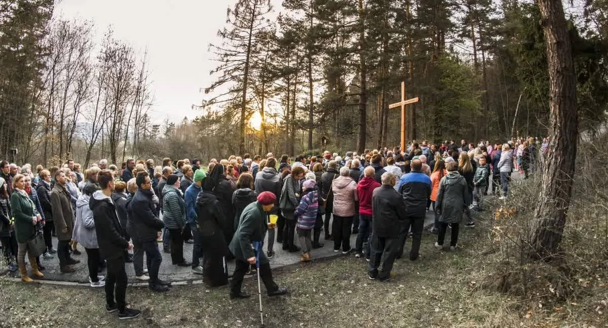 Jubileuszowa Droga Krzyżowa na Makowską Górę 