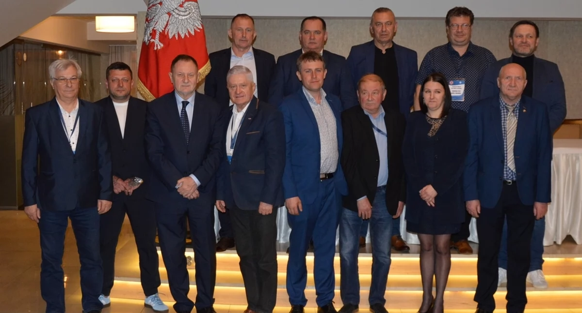 Nowe władze Podokręgu Piłki Nożnej Wadowice wybrane. Tomasz Adamczyk nowym prezesem 