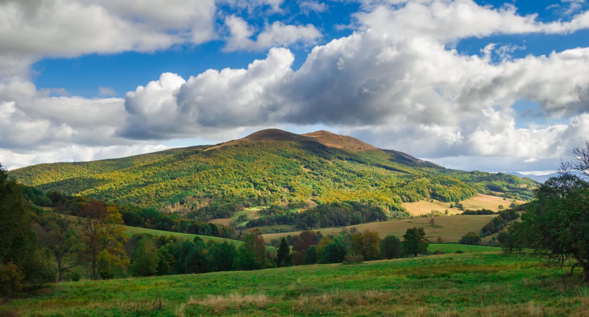Bieszczady na każdą porę roku - dlaczego to idealne miejsce na rodzinne wakacje?