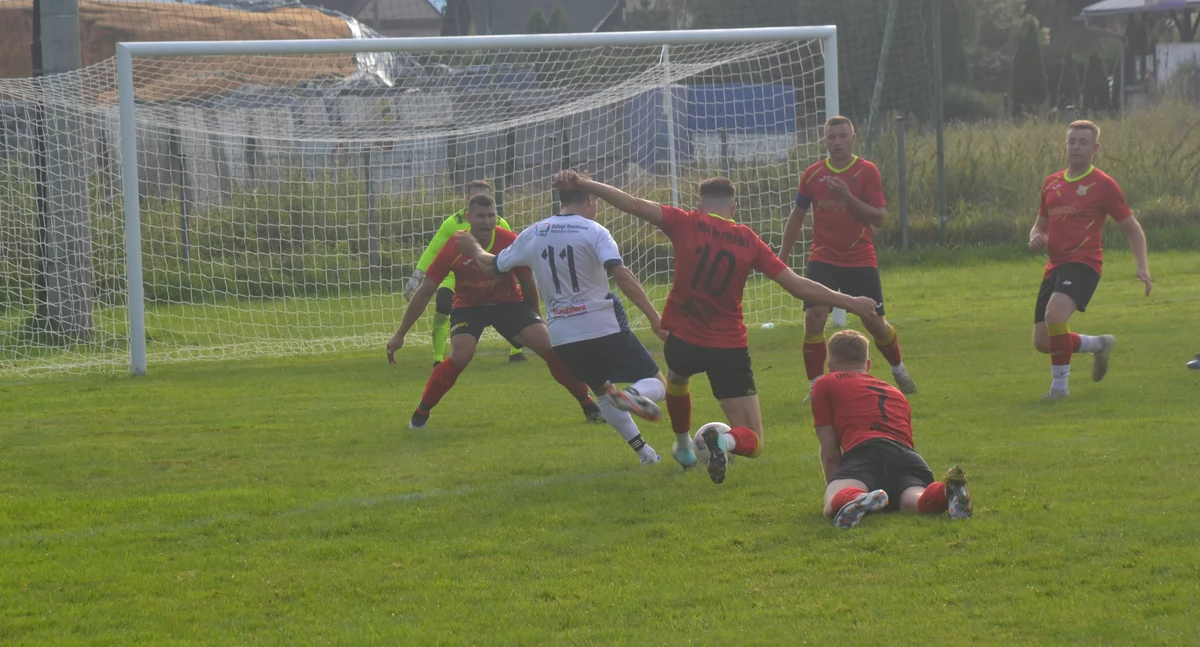 Udany debiut Jakuba Nosala w Unii Naprawa, hat-trick Marcina Żeglenia