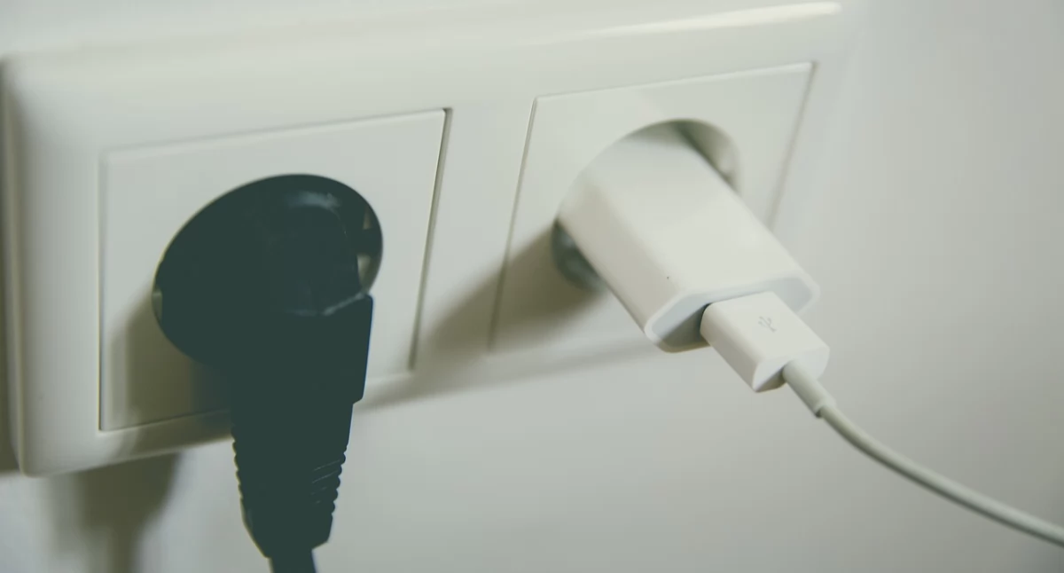 ZUS wspiera w rachunkach za energię: Kto skorzysta w 2025 roku?