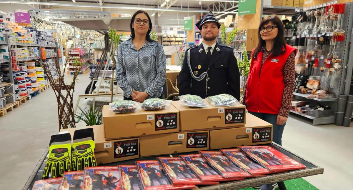 Strażacy z OSP Sucha Miasto z nowym sprzętem dzięki wsparciu Fundacji Muszkieterów