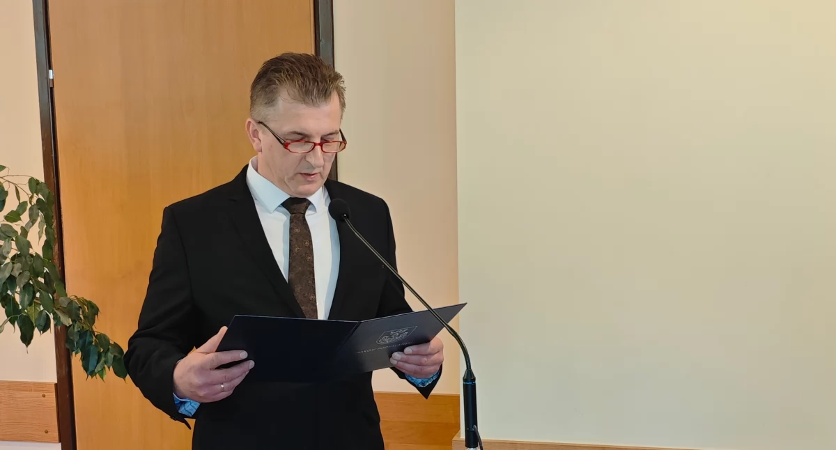 Rada Miejska w Makowie Podhalańskim uzupełniona. Paweł Pająk nowym radnym 