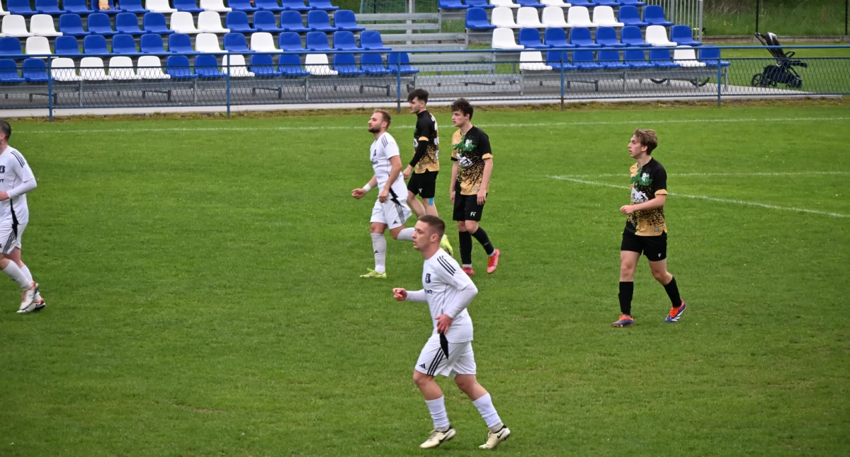 V-LIGA: Nieskuteczne, ale zwycięskie Tempo