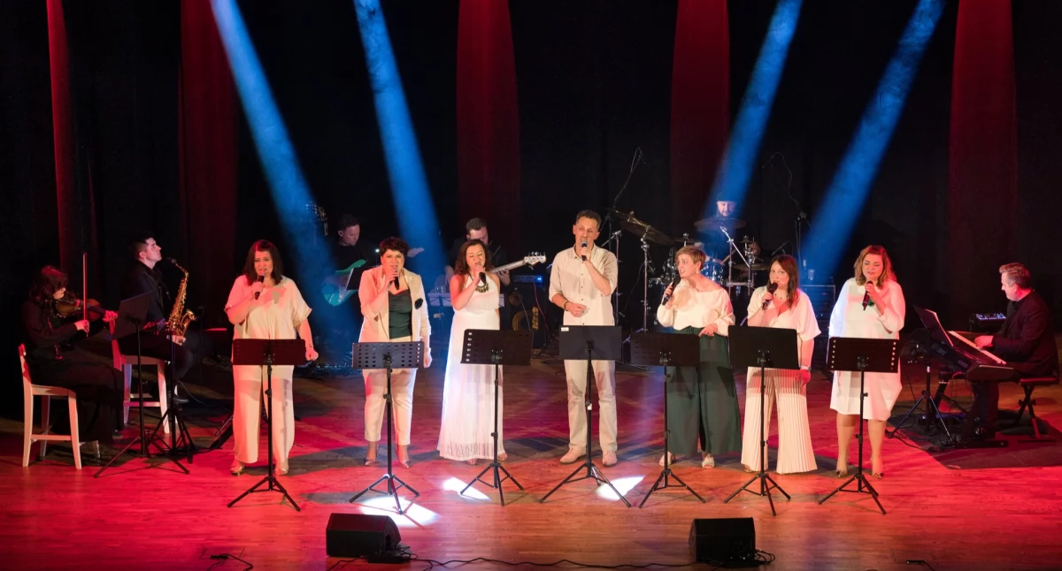 Niezwykły wieczór z zespołem LAVENDER – koncert „Czas nas uczy pogody”