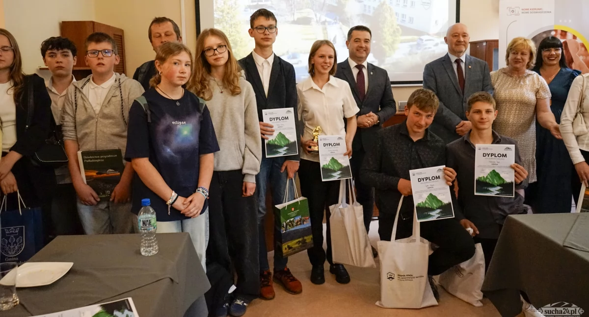 „Niezwykłe Podbabiogórze” – finał I edycji Powiatowego Konkursu Wiedzy o Własnym Regionie 