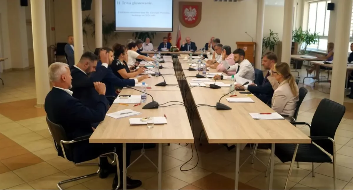 Zarząd powiatu suskiego z absolutorium