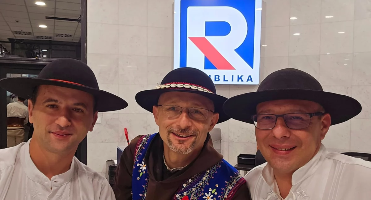 Teledysk „Ciebie Boga wysławiamy” na 1000-lecie Polskiej Korony w TV Republika