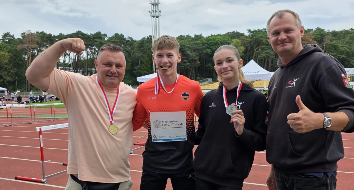 Jakub Sarlej ze złotem, Julia Gruchlik ze srebrem na Mistrzostwach Polski U-18