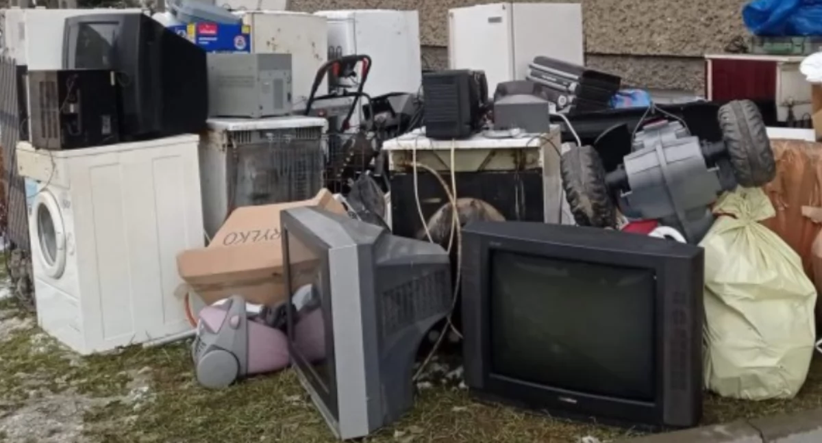 Zbiórka sprzętu elektrycznego i elektronicznego w Makowie Podhalańskim
