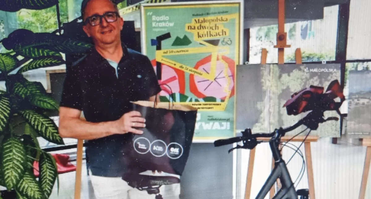 Pan Marek ze Stryszawy wygrał rower w konkursie Radia Kraków
