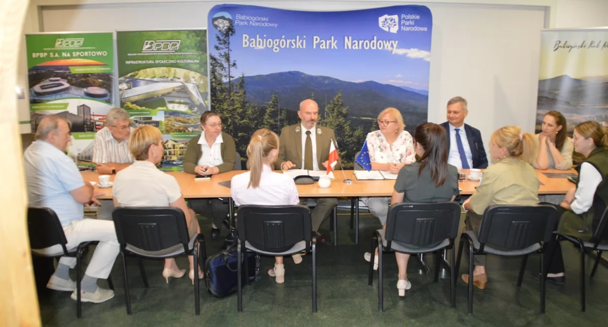 Podpisana umowa – rusza budowa Centrum Edukacji Przyrodniczej MORGI!