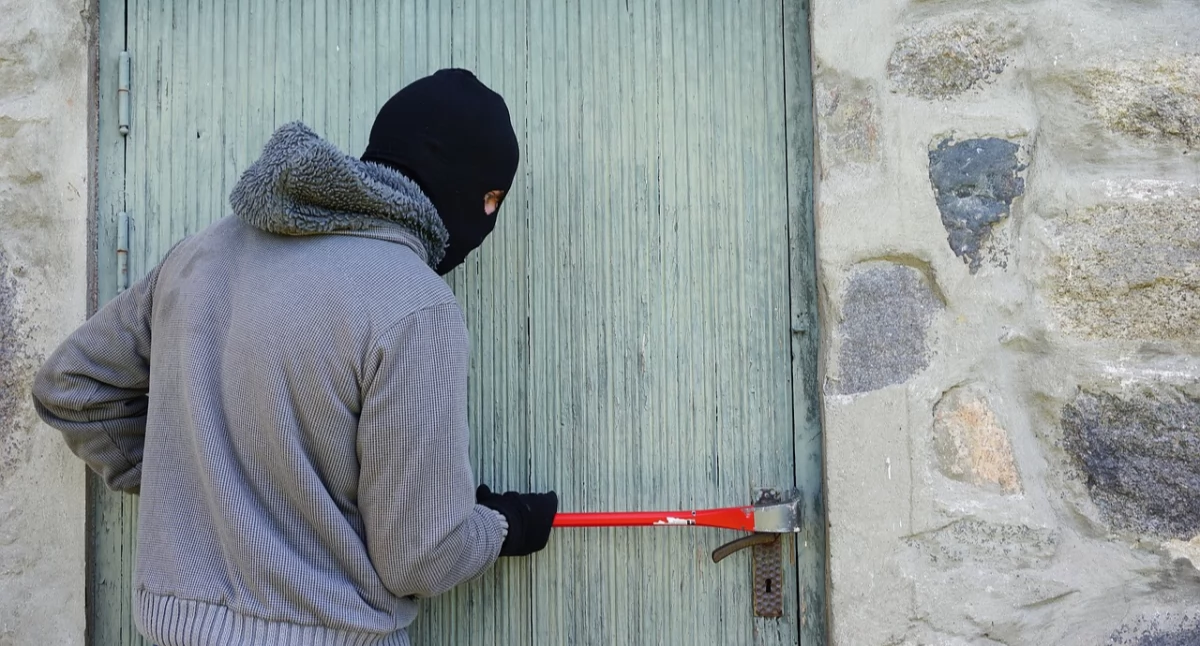 Włamywał się do domów w budowie. 38-letni złodziej w rękach policji