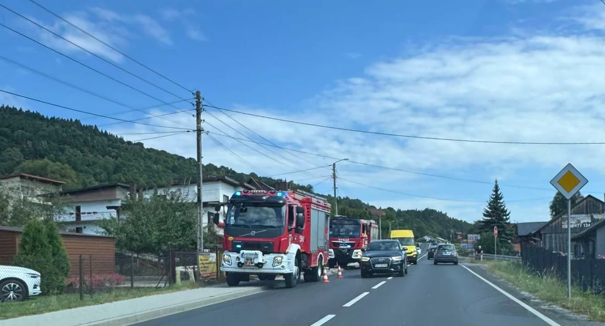 Poważny wypadek w Makowie Podhalańskim – interweniowały wszystkie służby