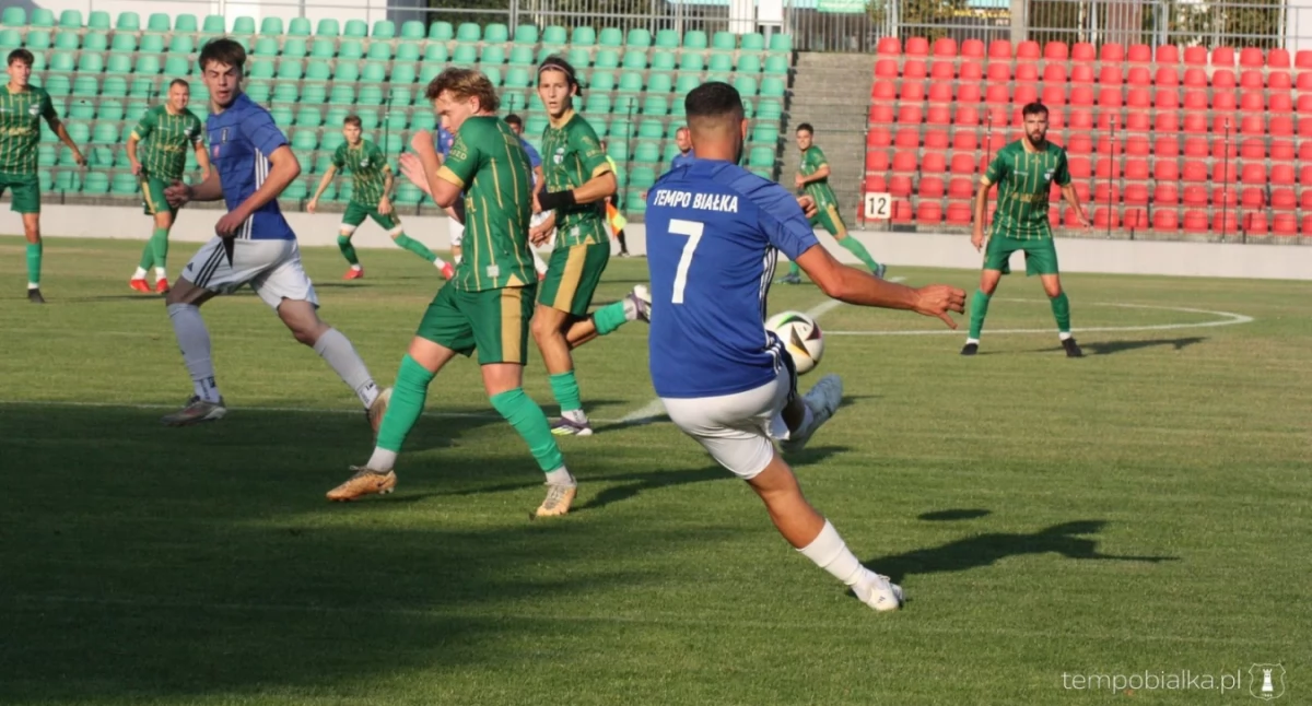 V-LIGA ZACHODNIA: Kapitalny gol Michała Sobka to za mało na Victorię